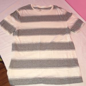 Sonoma Grey/White Short Sleeve Shirt Medium